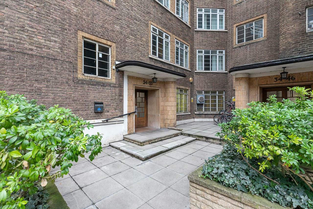 Grand Swiss Cottage Apartment ลอนดอน ภายนอก รูปภาพ